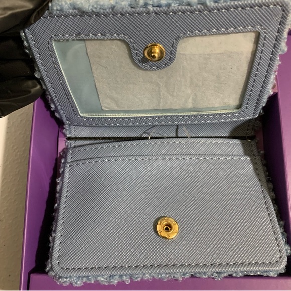 Disney Stitch 2-Piece ID Card Holder Wallet & Keychain Gift Set-NIB - Picture 4 of 7